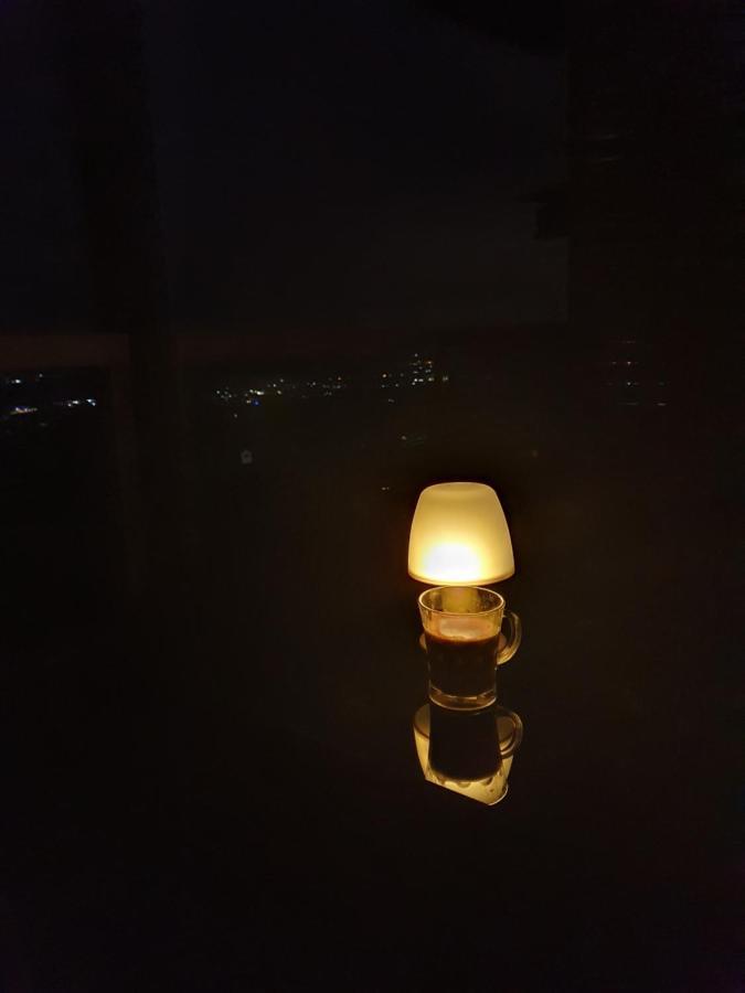 Hanu Lu Mos Opinca Deva Luaran gambar
